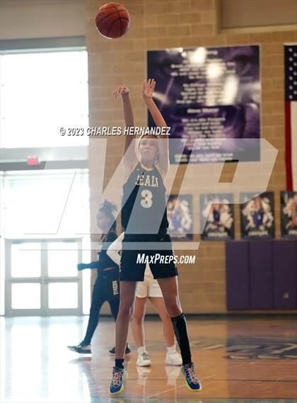 Thumbnail 3 in Sealy @ College Station photogallery.