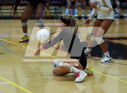 Thumbnail 1 in Oxnard @ Oaks Christian photogallery.
