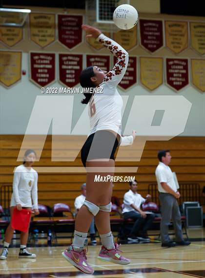 Thumbnail 1 in Oxnard @ Oaks Christian photogallery.