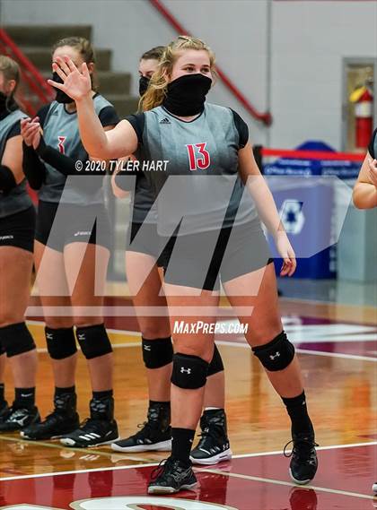 Thumbnail 2 in Brownstown Central vs. Indianapolis Cardinal Ritter (Regional Semifinal) photogallery.