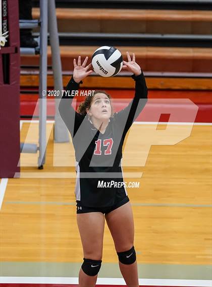 Thumbnail 3 in Brownstown Central vs. Indianapolis Cardinal Ritter (Regional Semifinal) photogallery.