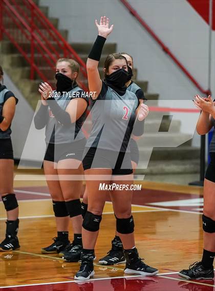 Thumbnail 1 in Brownstown Central vs. Indianapolis Cardinal Ritter (Regional Semifinal) photogallery.
