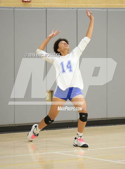 Thumbnail 3 in Sweetwater vs O'Farrell Charter (Falcons Tournament) photogallery.