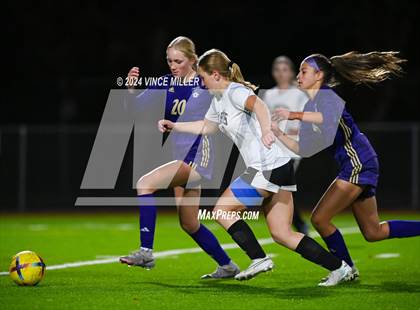 Thumbnail 3 in Curtis @ Puyallup photogallery.