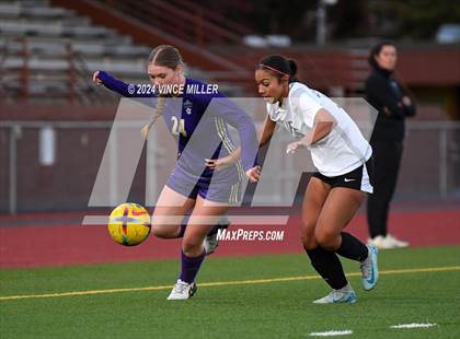 Thumbnail 3 in Curtis @ Puyallup photogallery.