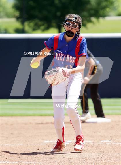 Thumbnail 2 in Williams Valley vs. West Greene (PIAA 1A Championship) photogallery.