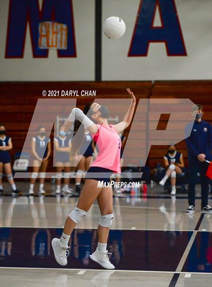 Thumbnail 3 in Gabrielino @ Maranatha photogallery.