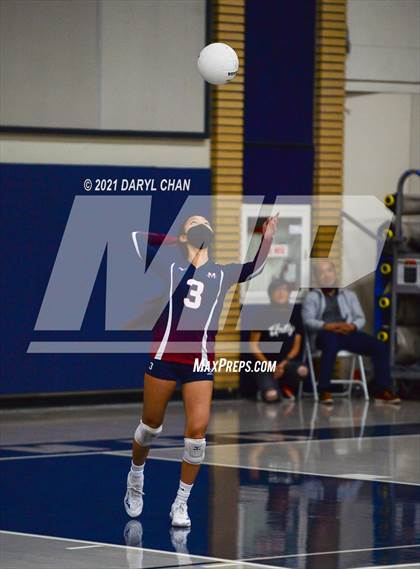 Thumbnail 1 in Gabrielino @ Maranatha photogallery.