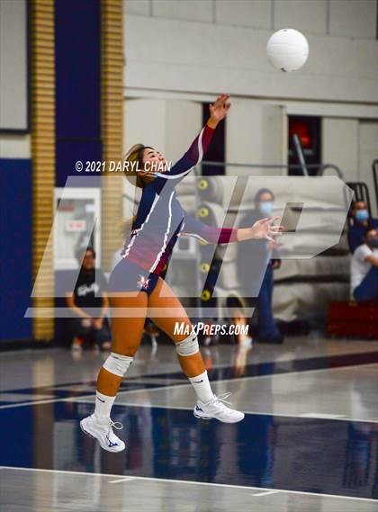 Thumbnail 2 in Gabrielino @ Maranatha photogallery.