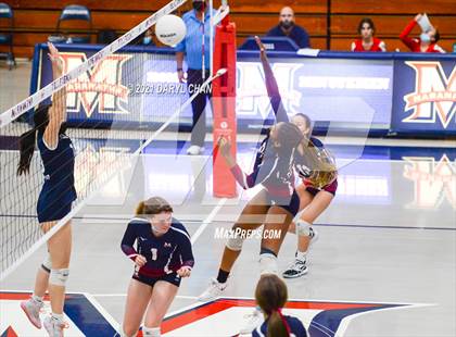 Thumbnail 2 in Gabrielino @ Maranatha photogallery.