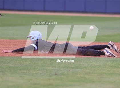 Thumbnail 3 in Calexico vs. University City (CIF SDS Division 3 Final) photogallery.