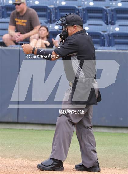 Thumbnail 1 in Calexico vs. University City (CIF SDS Division 3 Final) photogallery.