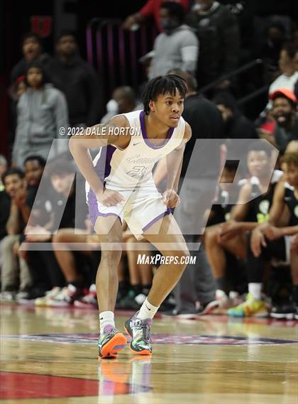 Thumbnail 3 in Roselle Catholic vs. Camden photogallery.