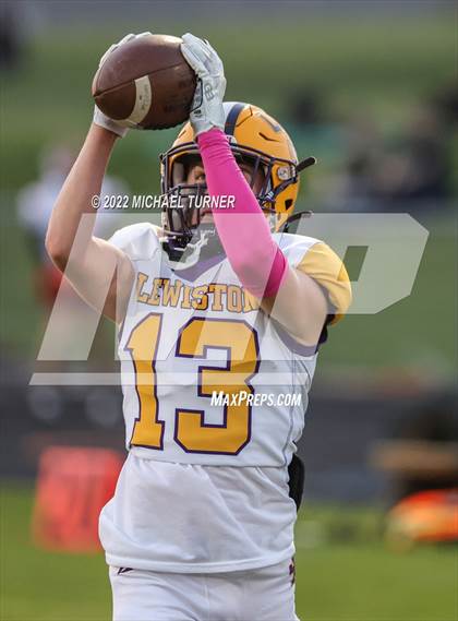 Thumbnail 3 in Lewiston @ Post Falls photogallery.