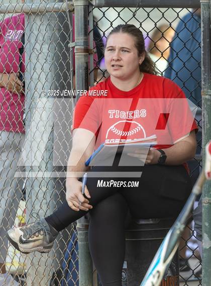 Thumbnail 2 in Merced vs. Patterson photogallery.