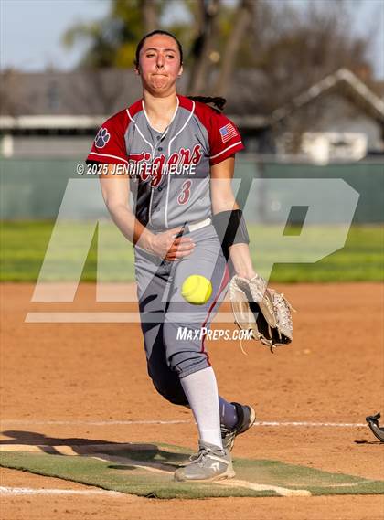 Thumbnail 1 in Merced vs. Patterson photogallery.