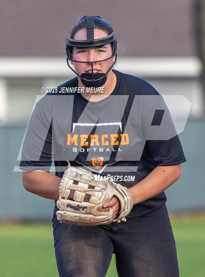 Thumbnail 2 in Merced vs. Patterson photogallery.