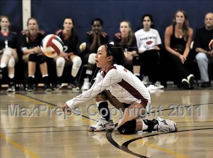 Thumbnail 1 in Brentwood vs. La Salle (Molten Classic) photogallery.