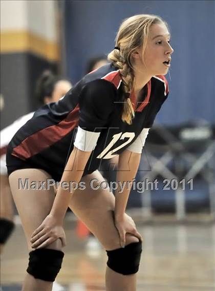Thumbnail 3 in Brentwood vs. La Salle (Molten Classic) photogallery.