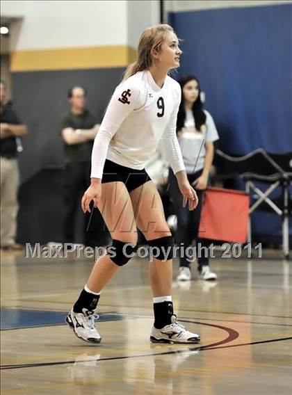 Thumbnail 1 in Brentwood vs. La Salle (Molten Classic) photogallery.