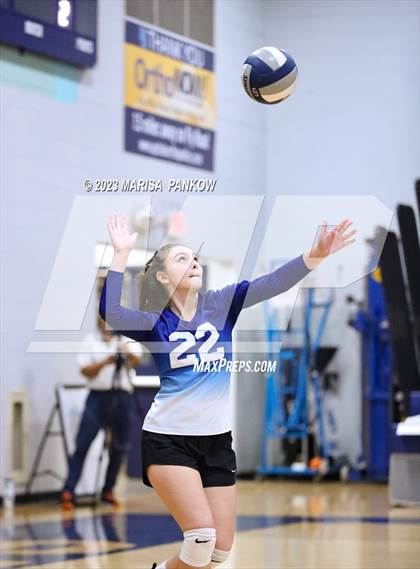 Thumbnail 3 in Bishop Grimes vs Living Word Academy photogallery.