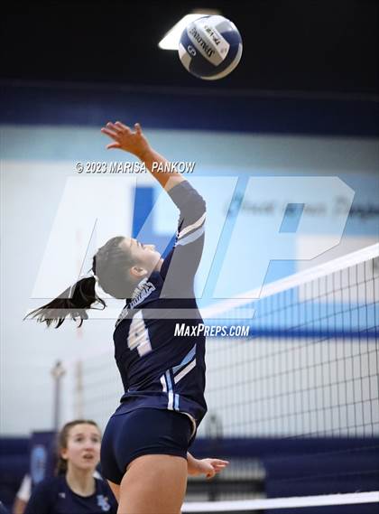 Thumbnail 2 in Bishop Grimes vs Living Word Academy photogallery.