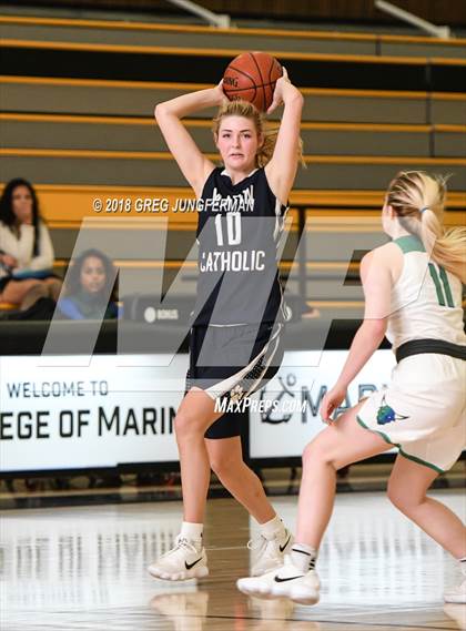 Thumbnail 2 in Marin Catholic @ Branson photogallery.