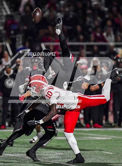 Thumbnail 3 in Mater Dei @ Centennial (CIF SS DIV 1 Semi final) photogallery.