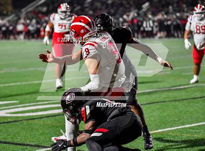 Thumbnail 2 in Mater Dei @ Centennial (CIF SS DIV 1 Semi final) photogallery.