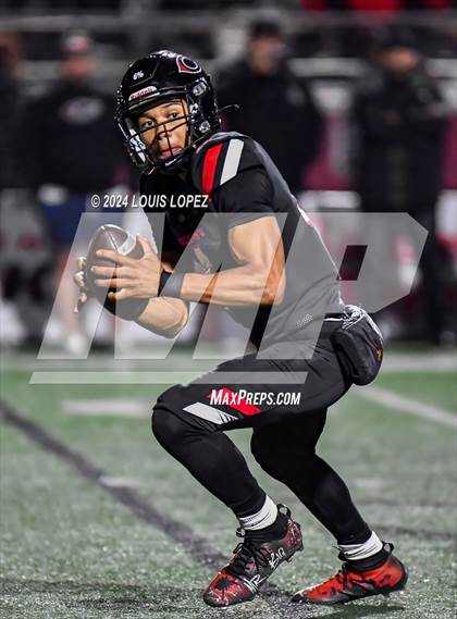 Thumbnail 2 in Mater Dei @ Centennial (CIF SS DIV 1 Semi final) photogallery.