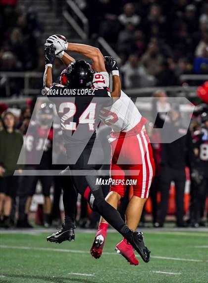 Thumbnail 3 in Mater Dei @ Centennial (CIF SS DIV 1 Semi final) photogallery.