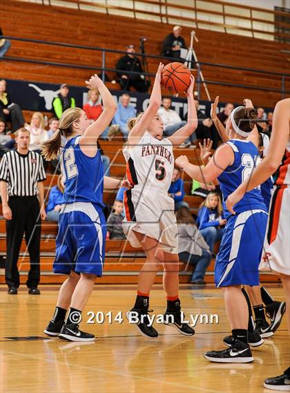 Thumbnail 3 in Lenoir City vs. Jellico photogallery.