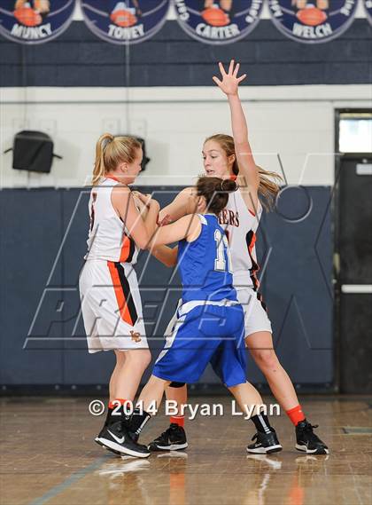 Thumbnail 2 in Lenoir City vs. Jellico photogallery.