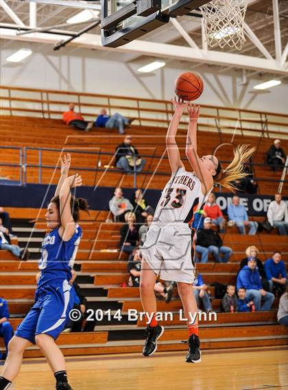 Thumbnail 3 in Lenoir City vs. Jellico photogallery.