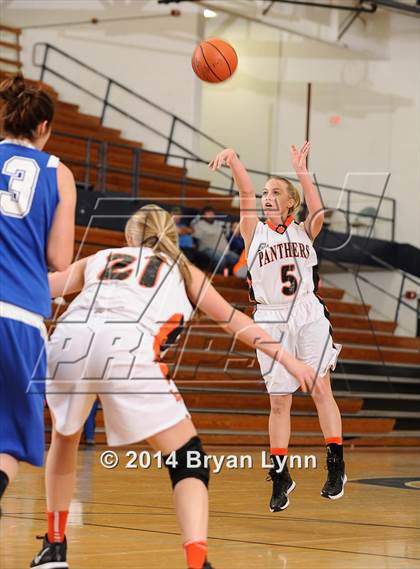 Thumbnail 2 in Lenoir City vs. Jellico photogallery.