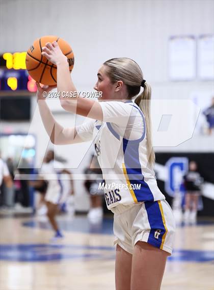Thumbnail 1 in Goodpasture Christian vs. Ezell-Harding Christian photogallery.