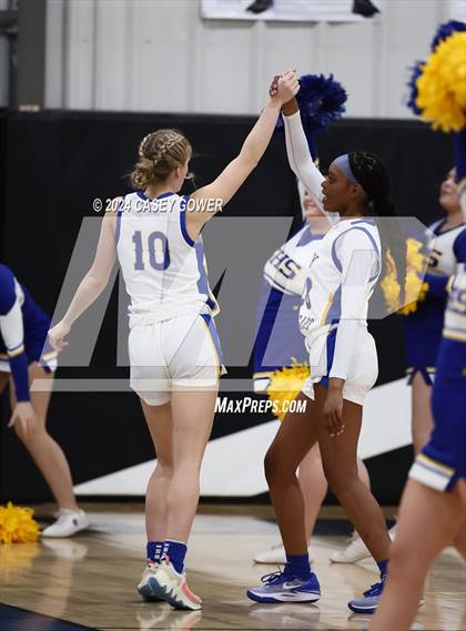 Thumbnail 1 in Goodpasture Christian vs. Ezell-Harding Christian photogallery.