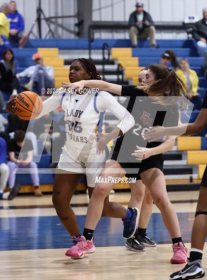 Thumbnail 3 in Goodpasture Christian vs. Ezell-Harding Christian photogallery.