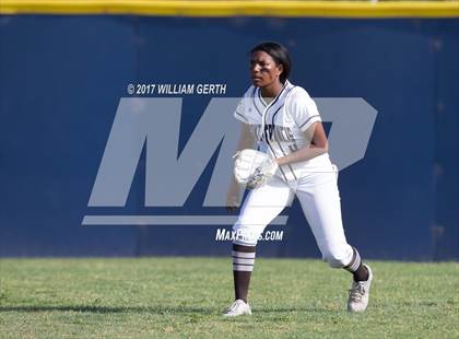 Thumbnail 1 in Santa Teresa vs. Saint Francis (CIF CCS Open Division Semifinal) photogallery.
