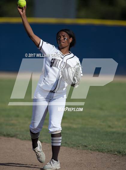 Thumbnail 1 in Santa Teresa vs. Saint Francis (CIF CCS Open Division Semifinal) photogallery.