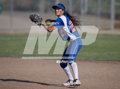 Thumbnail 1 in Santa Teresa vs. Saint Francis (CIF CCS Open Division Semifinal) photogallery.