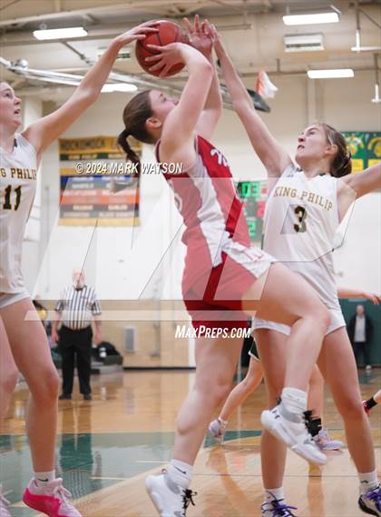 Thumbnail 2 in JV: North Attleborough @ King Philip Regional photogallery.