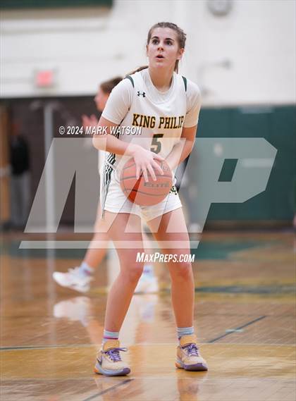 Thumbnail 3 in JV: North Attleborough @ King Philip Regional photogallery.