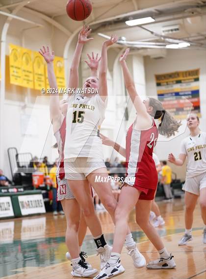 Thumbnail 1 in JV: North Attleborough @ King Philip Regional photogallery.
