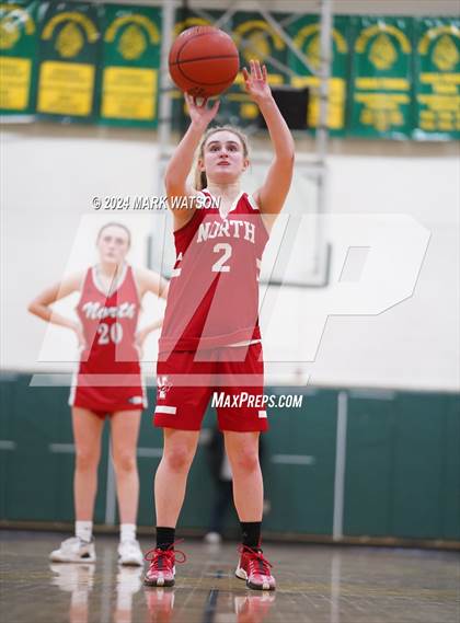 Thumbnail 1 in JV: North Attleborough @ King Philip Regional photogallery.
