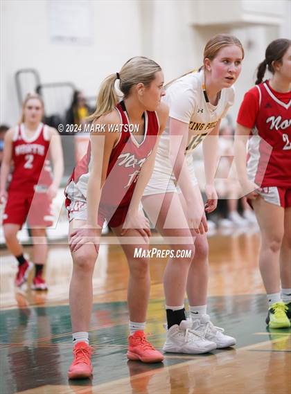Thumbnail 1 in JV: North Attleborough @ King Philip Regional photogallery.