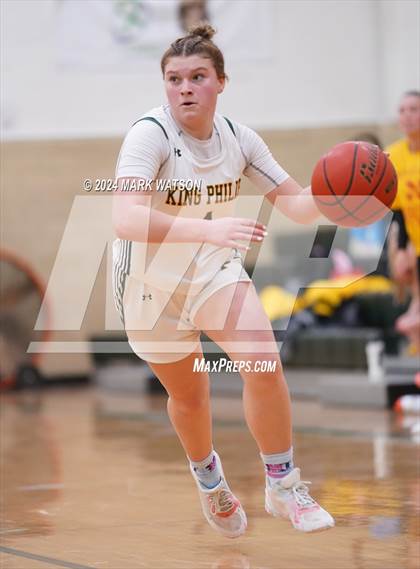 Thumbnail 1 in JV: North Attleborough @ King Philip Regional photogallery.