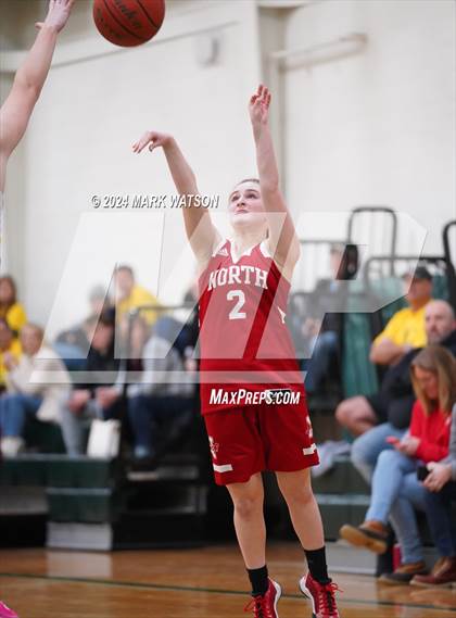 Thumbnail 1 in JV: North Attleborough @ King Philip Regional photogallery.