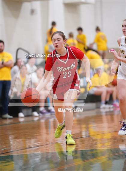 Thumbnail 2 in JV: North Attleborough @ King Philip Regional photogallery.