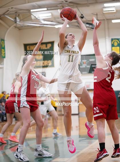 Thumbnail 1 in JV: North Attleborough @ King Philip Regional photogallery.